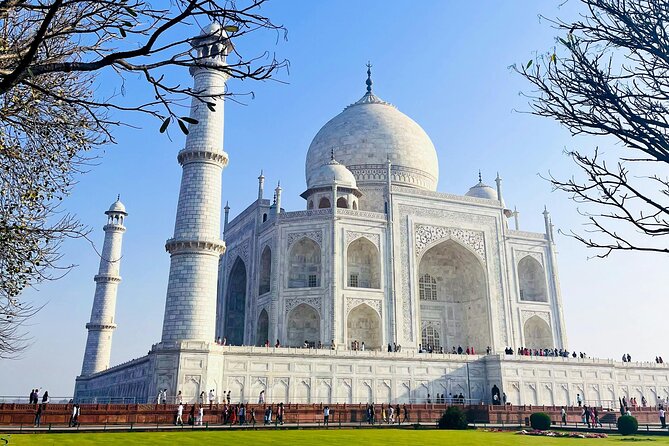 1-Day Trip to The Taj Mahal and Agra with Both side Commercial Flights - Key points to know before booking