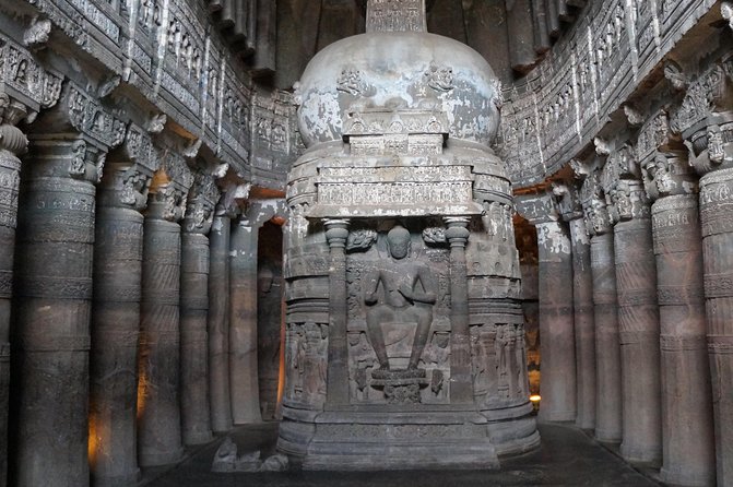 2-days Ajanta Ellora tour package by private cab from Aurangabad - Bibi ka Maqbara and Grishneshwar Temple