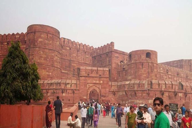 2 Days Overnight Taj Mahal & Agra Tour From Delhi - The guide and driver pairing