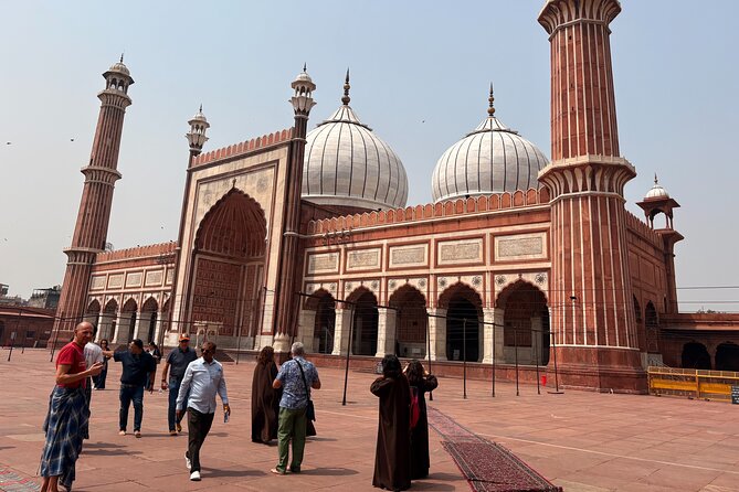 2 days Tour - Delhi Local and Sunrise Agra ( Tajmahal Tour ) - India Gate and Rashtrapati Bhavan reveal New Delhi’s grand scale