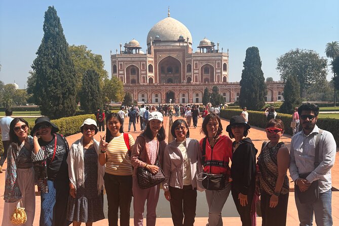 2 days Tour - Delhi Local and Sunrise Agra ( Tajmahal Tour ) - Why the guide matters on a crowded Delhi day