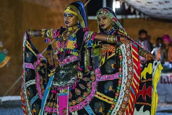 3-Day Luxury Golden Triangle Tour: New Delhi, Agra & Jaipur - Delhi begins with imperial avenues and quiet memorials