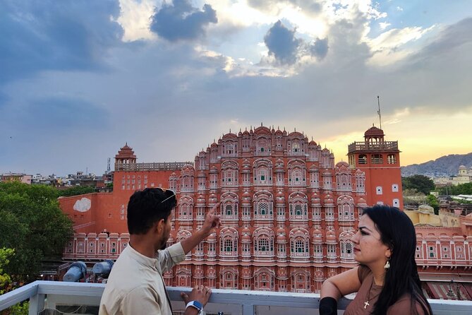 3-Day Private Golden Triangle Tour to Agra &Jaipur from New Delhi - Day 1: Delhi’s monuments from Qutub Minar to Chandni Chowk