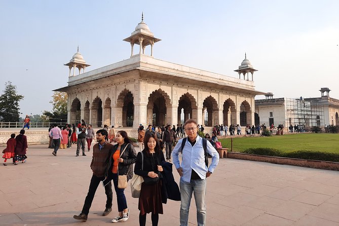 3-hour Old Delhi Heritage Walking tour with Rickshaw Ride - Silver, wedding goods, and a quiet lane of havelis