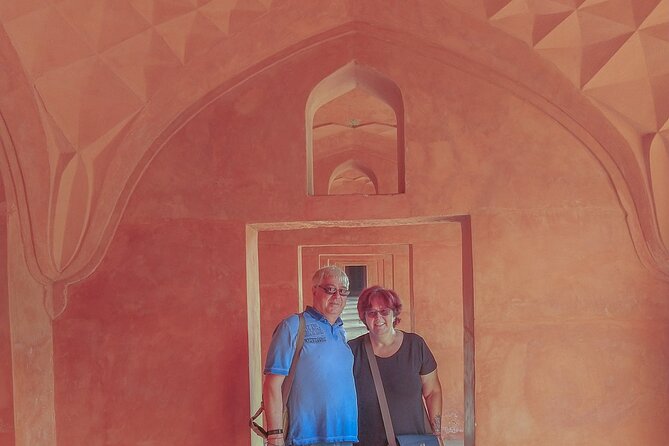 3-Hour Unimaginable Beauty of Taj Private Guided Tour - Is $41.67 per person good value?