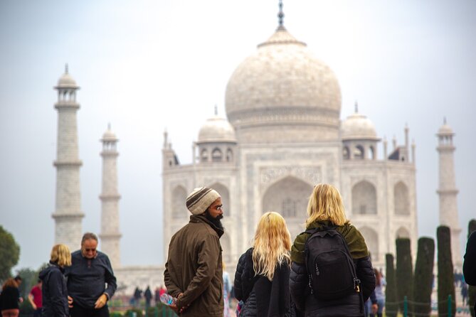 3-Hour Unimaginable Beauty of Taj Private Guided Tour - Meeting the guide at TAJ AGRA VIP PARKING