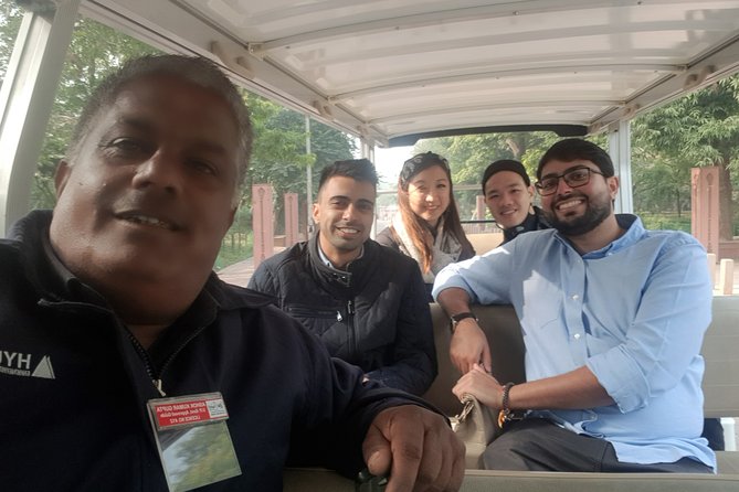 4 Day Golden Triangle Tour to Delhi Agra and Jaipur From Mumbai - Day one: Mumbai landmarks before the evening flight