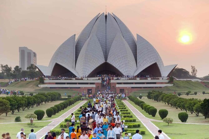 5-Day Private Luxury Golden Triangle Tour From Delhi - Hotels, transport, and what luxury means here
