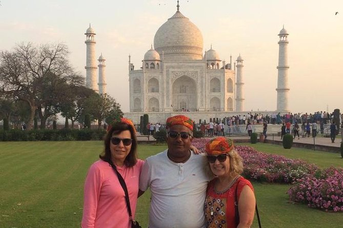 5-Day Private Luxury Golden Triangle Tour to Agra and Jaipur From New Delhi - Day 2: Delhi to Agra, then the Baby Taj