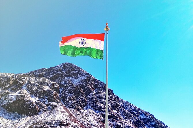 5-Day Private Tour of Gangtok and Darjeeling - Arriving at Bagdogra or NJP and climbing to Gangtok