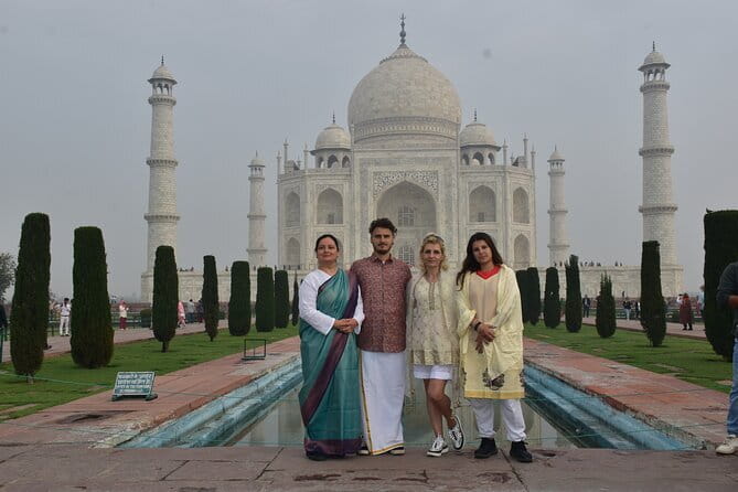 5 Days Golden Triangle With Ranthambore Wildlife - Delhi begins with mosques, markets, and memorials