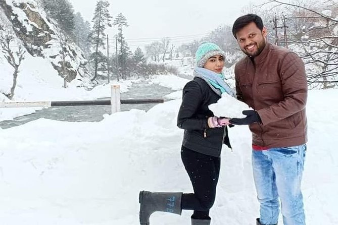 5-Days Kashmir tour includes Accommodation and Private Transportation - Pahalgam, saffron fields, and old Awantipura