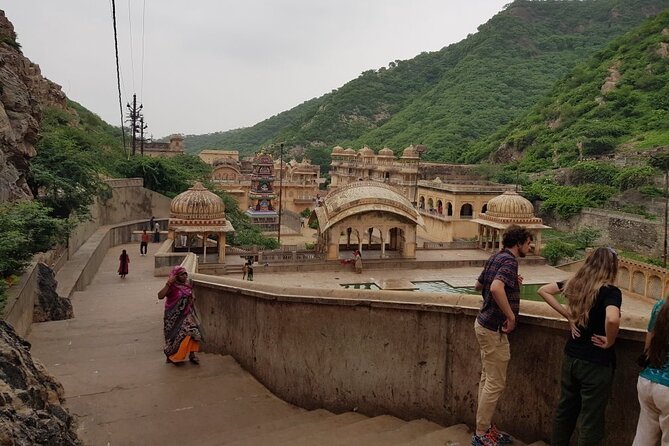 6-Day Private Tour of the Golden Triangle - Old Delhi brings the sensory shift