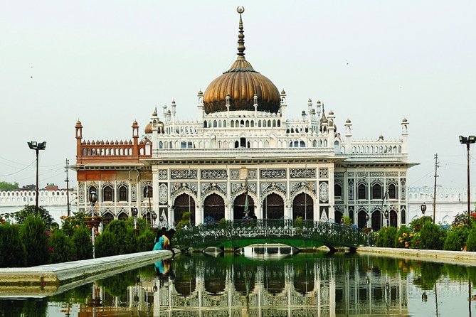 6-Hour Lucknow Sightseeing Tour with Hotel Pickup - La Martiniere College, the tour’s special access