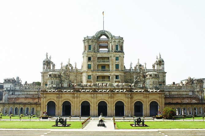 6-Hour Lucknow Sightseeing Tour with Hotel Pickup - The guide and driver make the difference