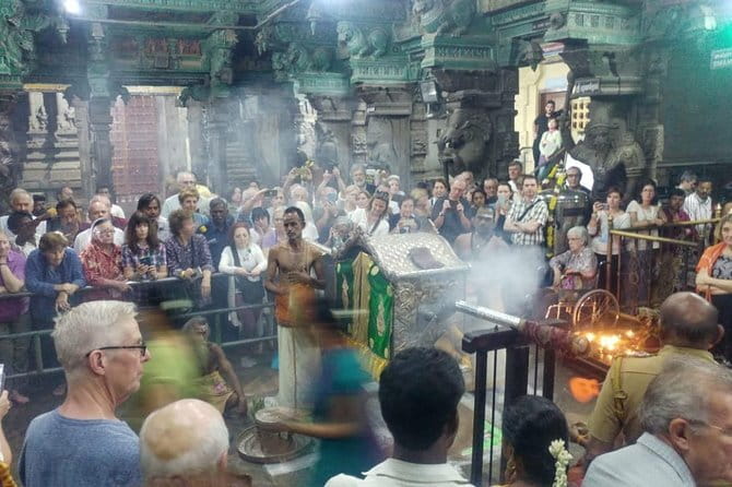 A Guided Cultural Immersion:Meenakshi Temple’s Night Ceremony - How the 90-minute to two-hour schedule works