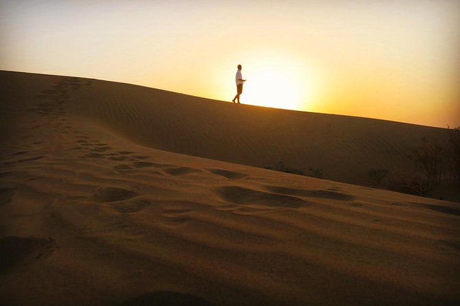 Adventure Night With Cultural Show - Who should book this Jaisalmer overnight?