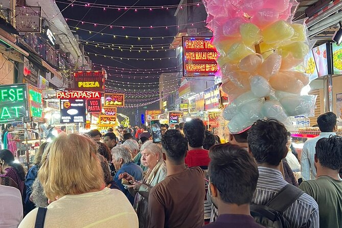 Agra : Best Evening Street Food & Local Bazar Tour in Agra. - Choosing a car or tuk tuk