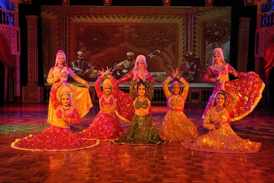 Agra Evening Tour with Sunset view Taj Mahal - Agra markets, handicrafts, and shopping stops