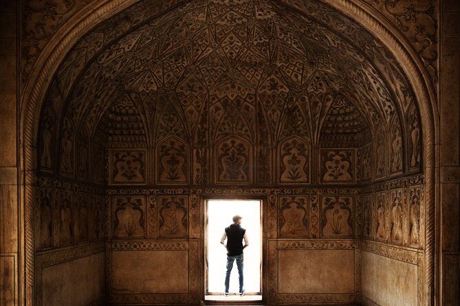 Agra Full-day Tour Taj Mahal, Agra Fort & Secret Walking Tour with Private Car - Why this private Agra tour works well