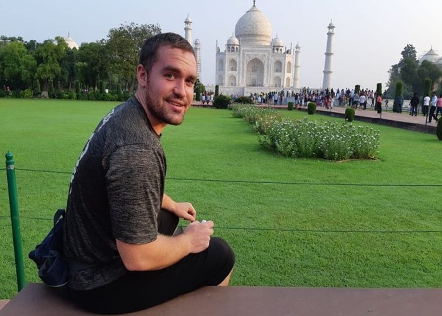 Agra: Guided Tour of Taj Mahal, Agra Fort and Fatehpur Sikri - Transport, timing and personal service