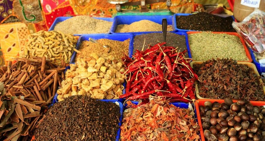 Agra: Indian Food Private Cooking Class - What Amir adds to the short itinerary