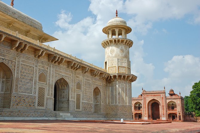 Agra Private City Tour: Customize your own - Akbar’s Tomb and Jama Masjid