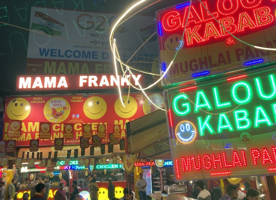 Agra: Sadar Bazar Food Market Night Walking Tour by Tuk-Tuk - Why Sadar Bazar makes a good evening stop