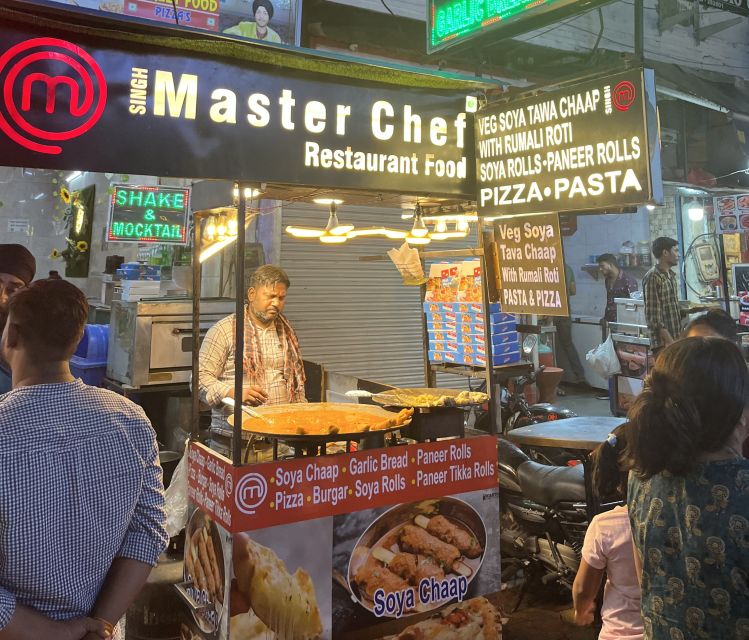 Agra: Sadar Bazar Food Market Night Walking Tour by Tuk-Tuk - The guides and drivers make the difference