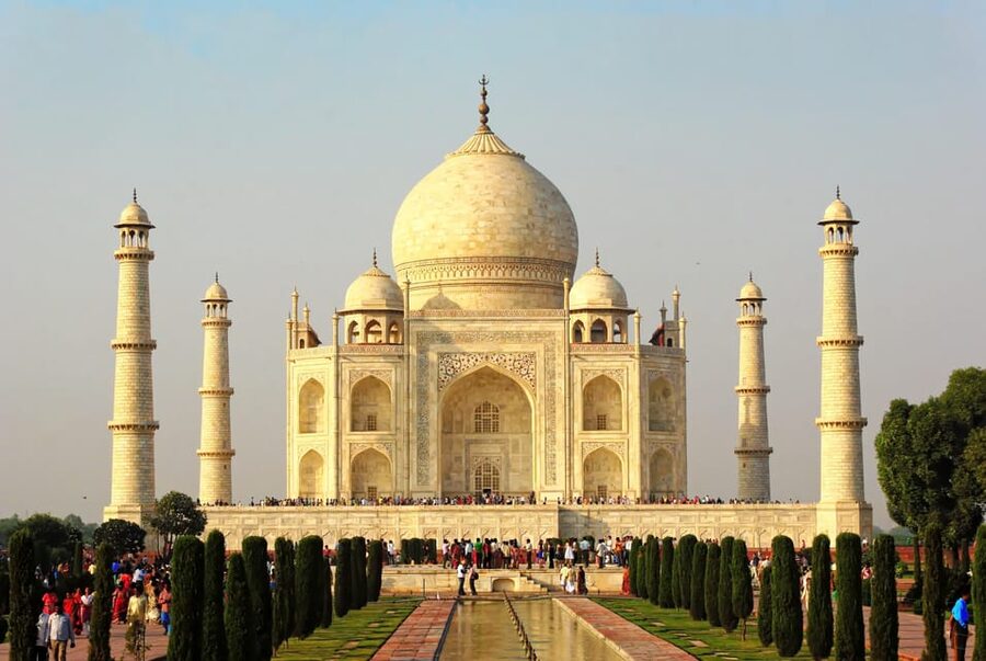 Agra: Skip-the-Line Fast Entry Ticket to the Taj Mahal - Starting in Agra with pickup and a guide
