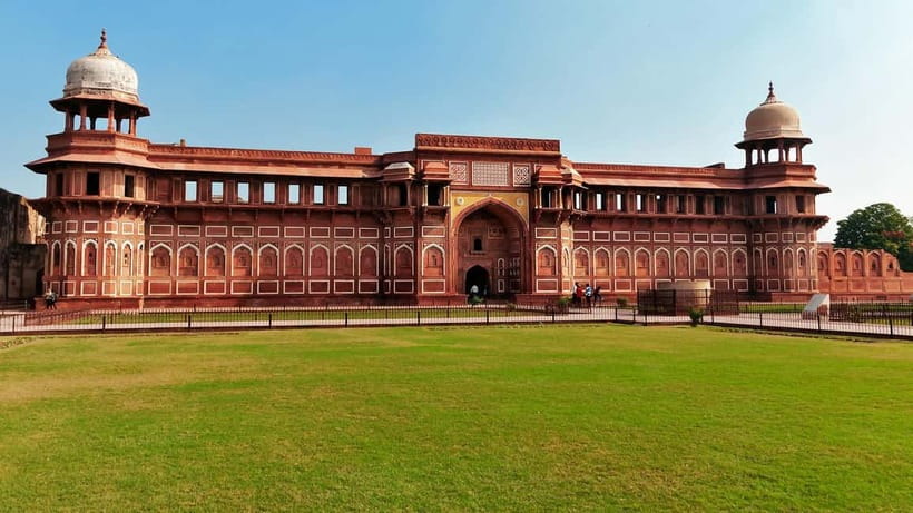 Agra: Skip-the-Line Private Tour of Taj Mahal & Agra Fort - Exploring Agra Fort in about one hour