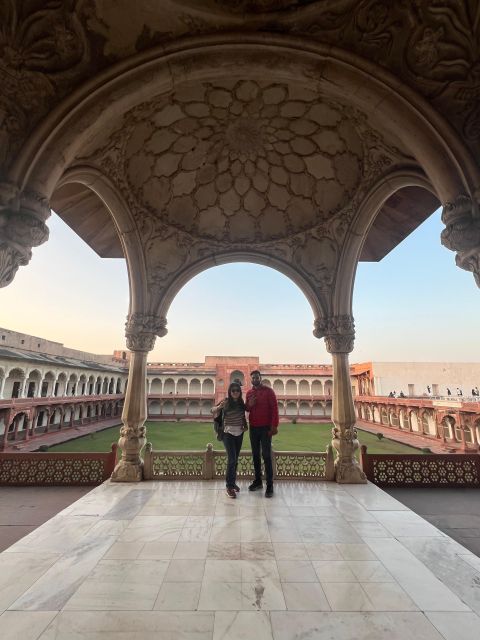 Agra: skip-the-line Sunrise Taj Mahal with Mausoleum Tour - Guides, languages, and the human side of the tour