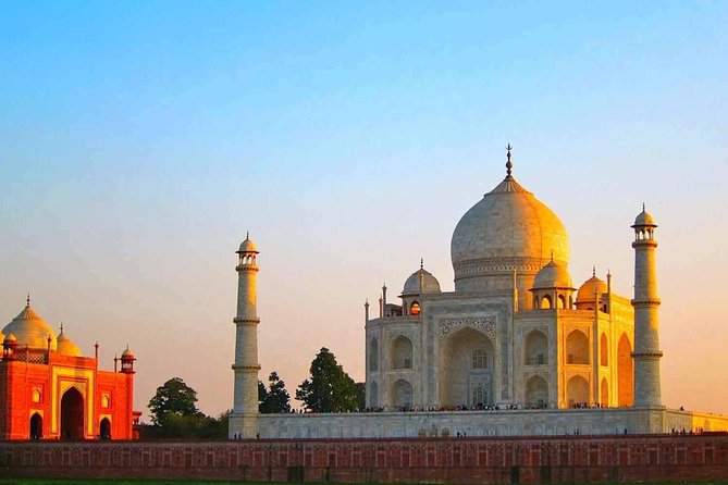 Agra: Skip-the-Line Taj Mahal & Agra Fort Private Tour - Three Agra landmarks without the usual transport puzzle