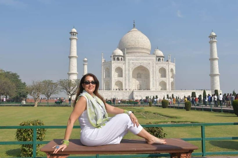 Agra: Skip-the-Line Taj Mahal & Agra Fort Private Tour - Guide quality makes the biggest difference