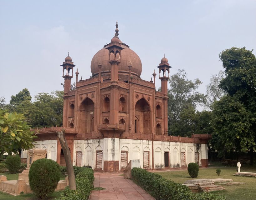 Agra: Skip-The-Line Taj Mahal & Agra Private Tour By Car - Key points at a glance