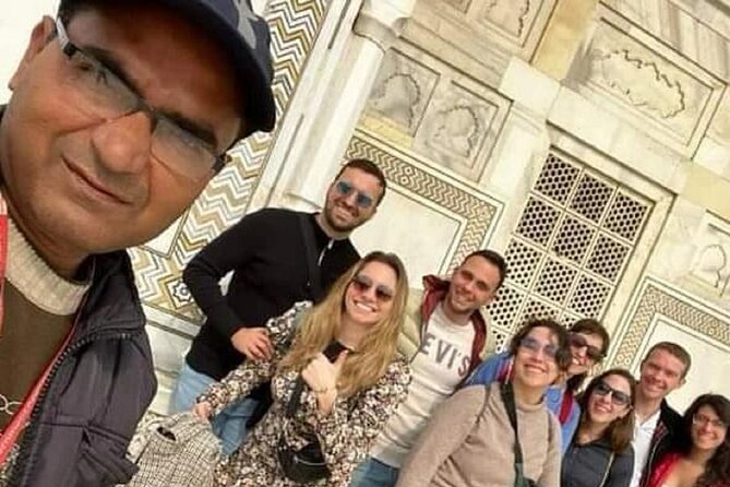 Agra Skip the Line Taj Mahal and Agra Fort Private Tour - Who should book this experience