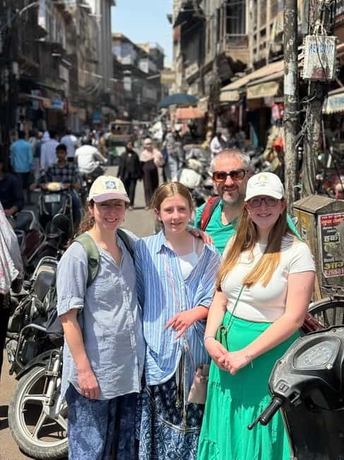 Agra: Street Food Walking Tour, Spice Market, & Tuk-tuk Ride - Why Old Agra makes a better second act to the Taj