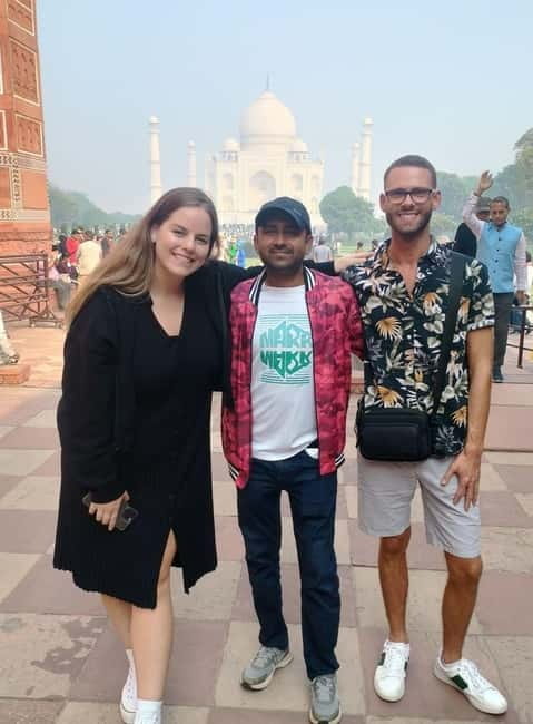 Agra: Taj Mahal, Agra Fort & Baby Taj Guided Day Tour - Agra Fort: More Than a Red-Sandstone Photo Stop