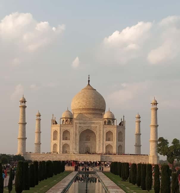 Agra: Taj Mahal, Agra Fort & Baby Taj Guided Day Tour - Reaching the Taj Mahal at the Right Hour