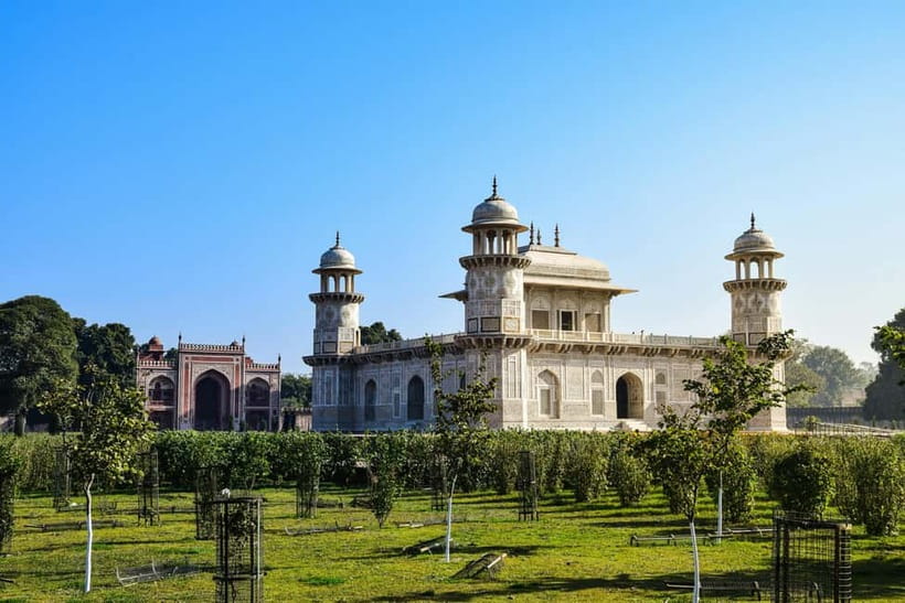 Agra: Taj Mahal & Agra Fort Private Tour - Guide quality is the main variable