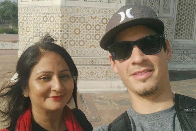 Agra: Taj Mahal and Mausoleum Tour with guide - Seeing the Taj Mahal beyond the famous photograph