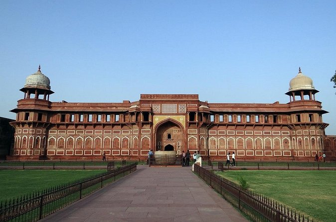 Agra Taj Mahal and Mausoleum Tour with Guide - What the $30 price really covers