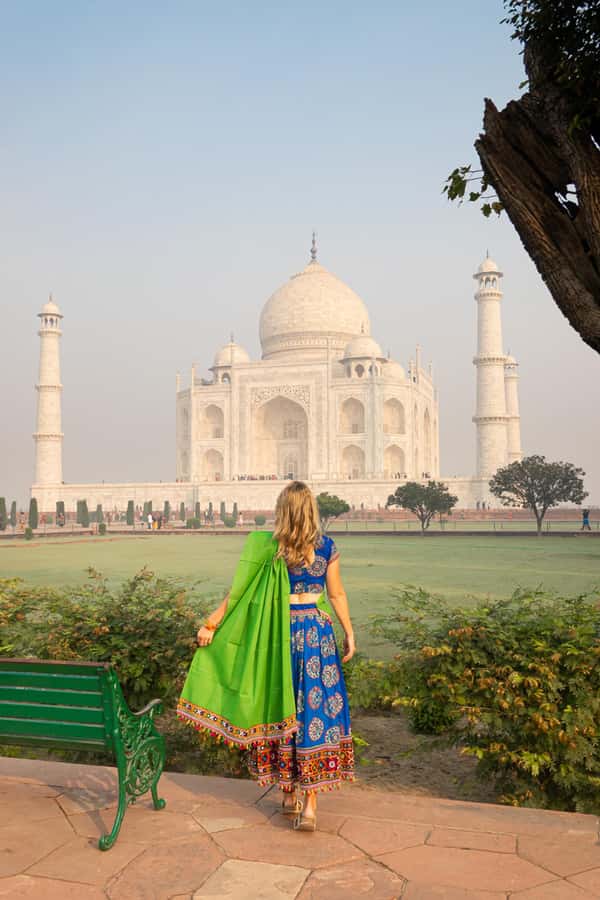 Agra: Taj Mahal Skip-the-Line Entry Ticket - Why a private guide changes the visit