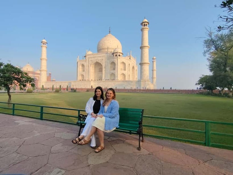 Agra: Taj Mahal Skip-the-Line & Guided Private 3 Hours Tour - Entering the Taj Mahal With Less Waiting