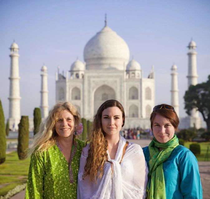Agra: Taj Mahal Skip-the-Line & Guided Private 3 Hours Tour - Arriving at the Taj Mahal Without Taxi Confusion