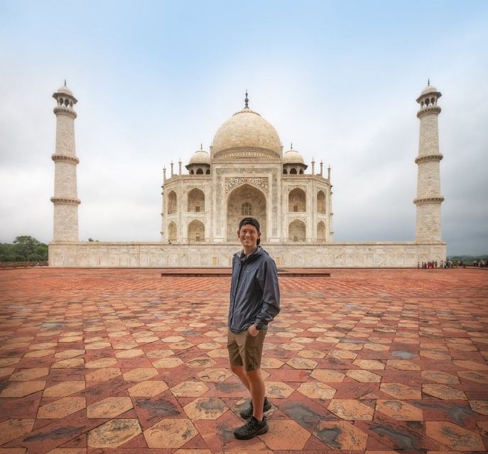 Agra: Taj Mahal with Mausoleum Skip-the-Line tickets & guide - Who will get the most from this visit