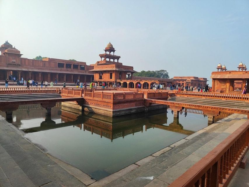 Agra to/from Jaipur with Chandboari Stepwell & Sikri Visits - Guides, language, and what the visits feel like