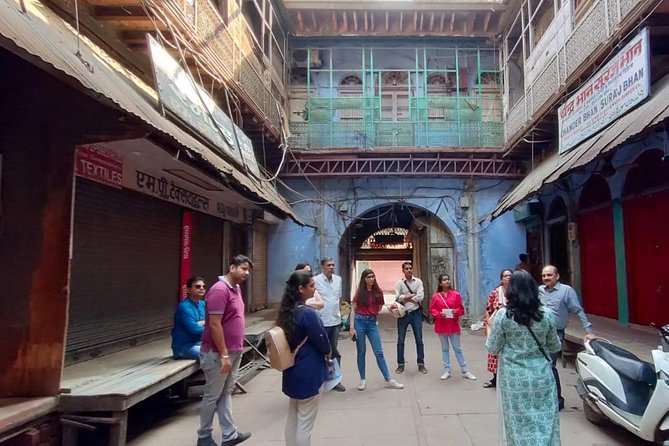 Agra Walking Tour - Jama Masjid: begin with Agra’s grand mosque