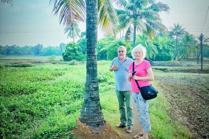 Alasr Lakeview Cruise /Hourly Trips to Backwater of Alleppey - Why a shikara is a good way to see Alleppey