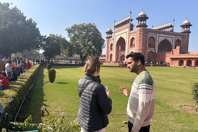 All Inclusive Taj Mahal & Agra Tour by Superfast Train From Delhi - Lunch at the DoubleTree by Hilton